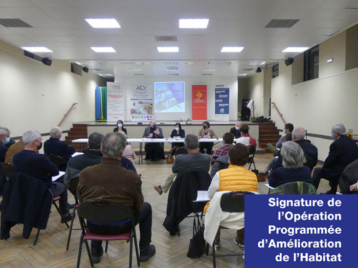 Signautre Opération Programmée d'amélioration de l'habitat OPAH Communauté de Communes Aubrac Carladez et Viadène