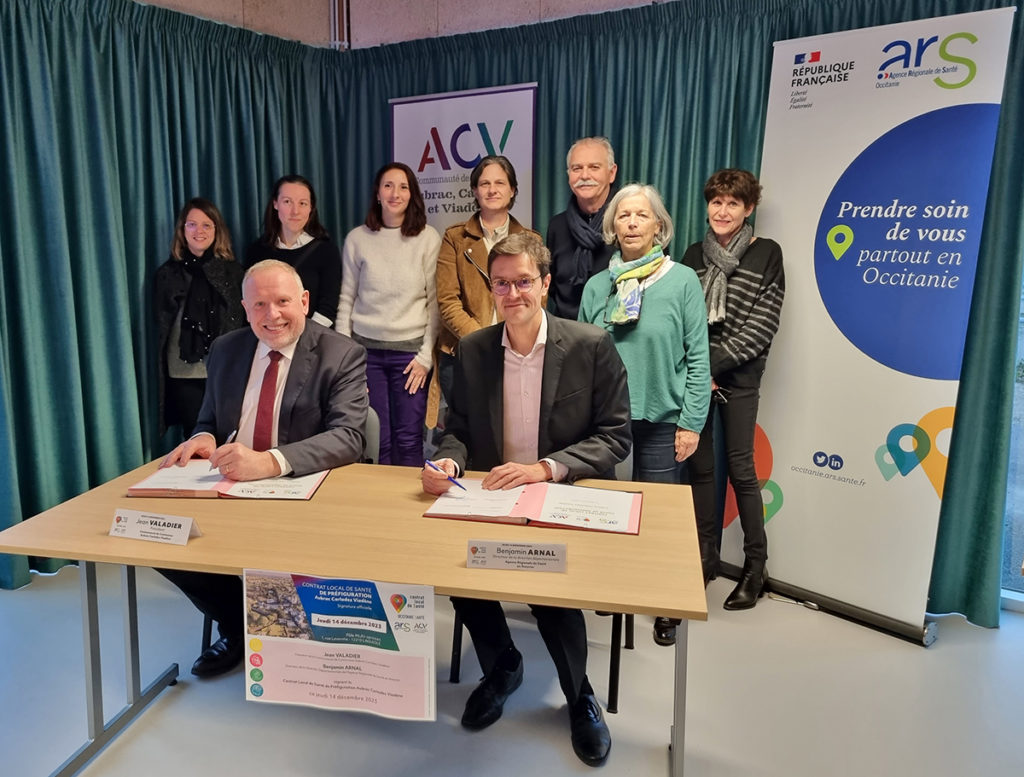 signature contrat local de santé préfiguration Aubrac Carladez Viadène Aveyron ARS