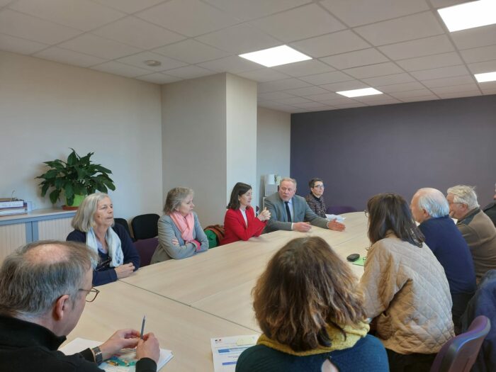Visite préfectorale Claire CHAUFFOUR-ROUILLARD Préfète de l'Aveyron, en Aubrac Carladez Viadène