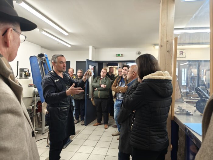 Assemblée Générale Fédération Française Indications Géographiques Insdustrielles et Artisanales FFIGIA à Laguiole en Aveyron - IG Couteau de Laguiole - Syndicat des Fabricants Aveyronnais du Couteau de Laguiole