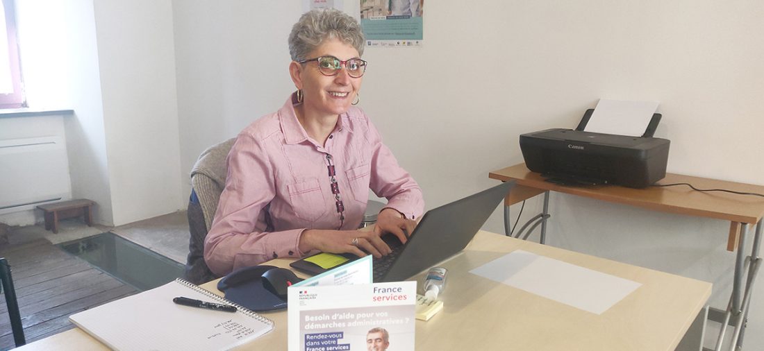 Espace Local France Services Laguiole Françoise Viguier 11 rue du faubourg